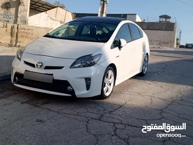 Used Toyota Prius in Amman