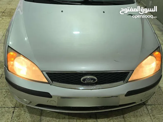 فورد مونديو