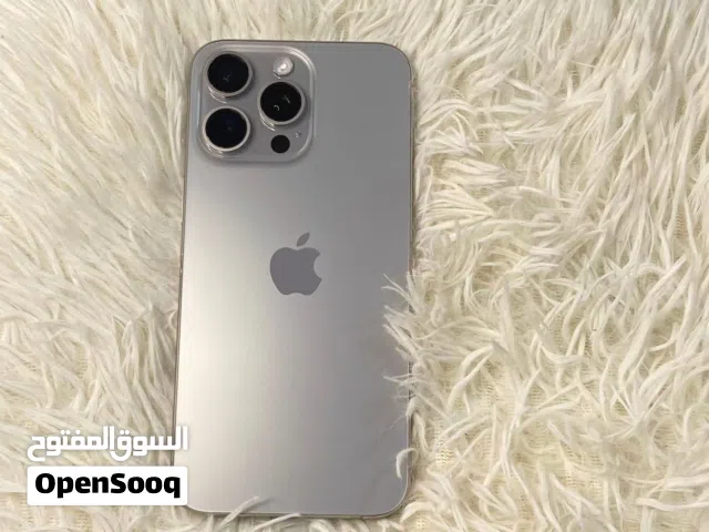 iPhone15 Pro ماكس ماكس بطارية 85 جيجا 265  بحالة ممتازه وكالة التلفون ولا خدش لونه التكنيكل