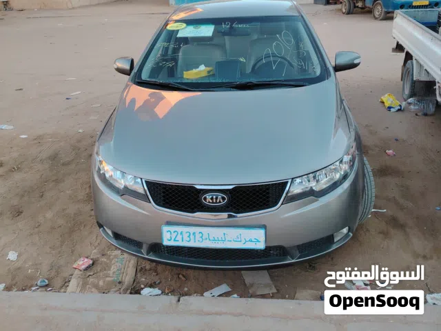 كيا فورتي محرك 16 العادي قمه في النضافة