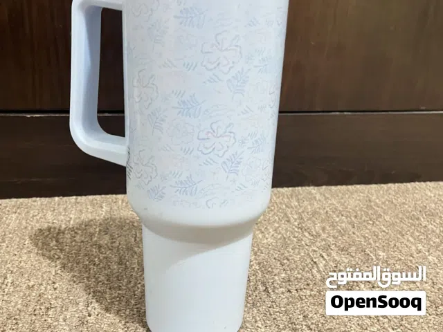 كوب رياضة نضيف جديد