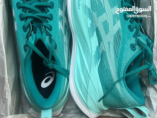 حذاء SUPERBLAST 2 من ASICS الرائع جداً