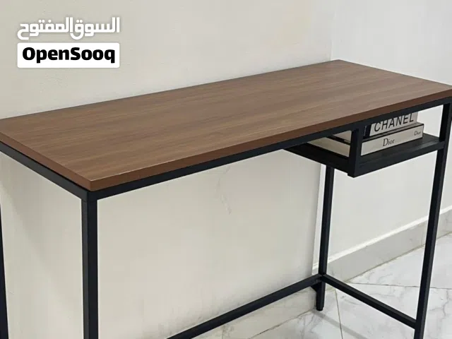 طاولة كونسول