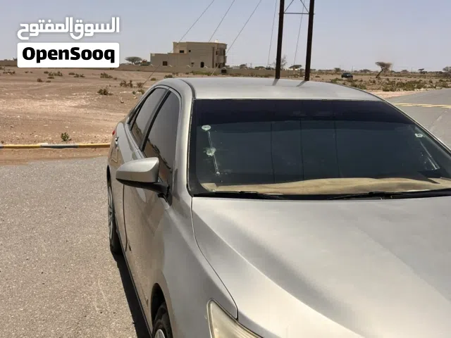 2016 تويوتا كامري LE