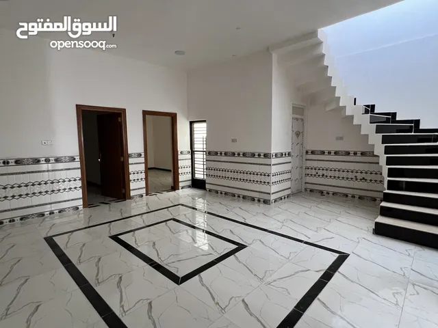 150m2 2 Bedrooms Townhouse for Sale in Basra Muhandiseen