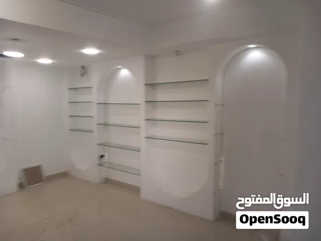 قرقارش حي الانذلس شارع برشلون مقهى بك شيف
