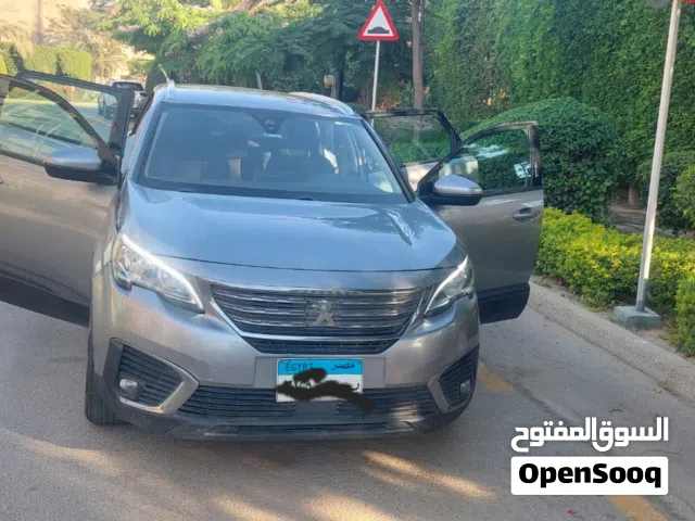 Used Peugeot 5008 in Cairo