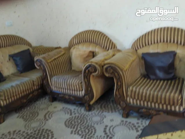 طقم كنب مستعمل طقم غرفة ضيوف