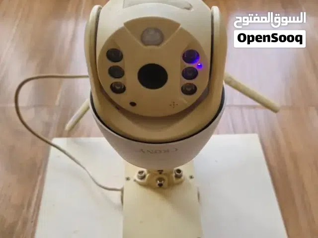 كاميرا مراقبة:-