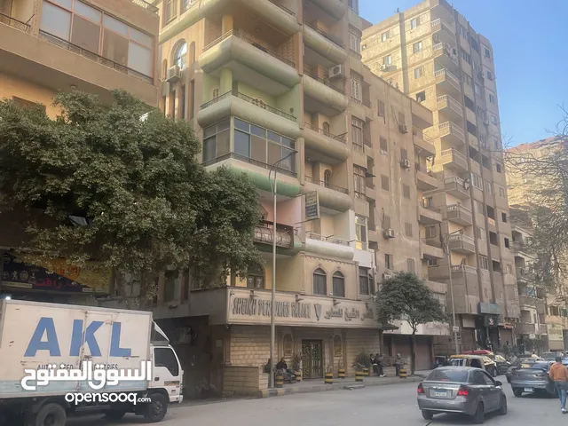 175 m2 2 Bedrooms Apartments for Sale in Giza Haram