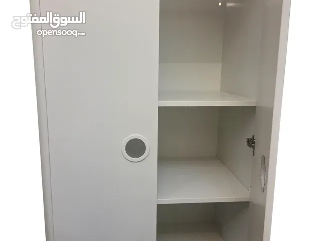 خزانة ايكيا 3 ارفف شبه جديدة