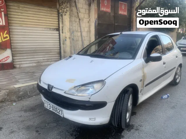 2002 بيجو 206 Base