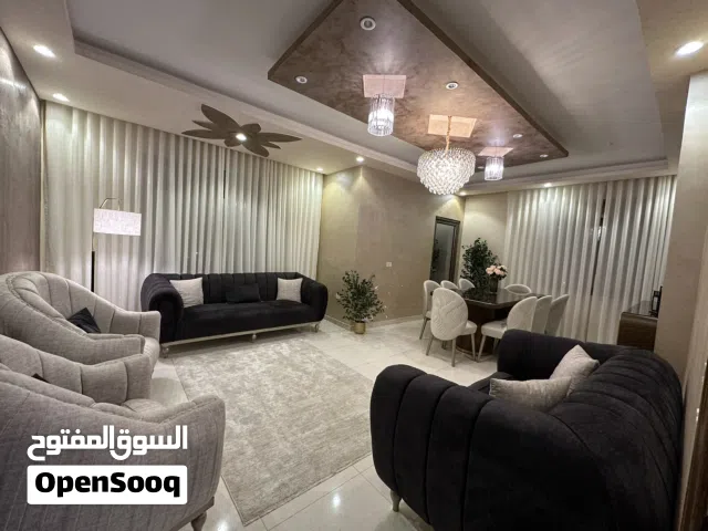 شقة للبيع في الحي الشرقي قرب دوار الدرة