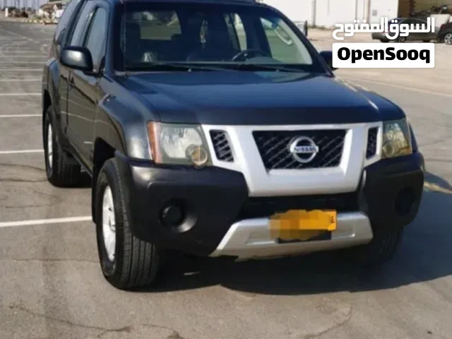 2011 نيسان X-تيرا Standard
