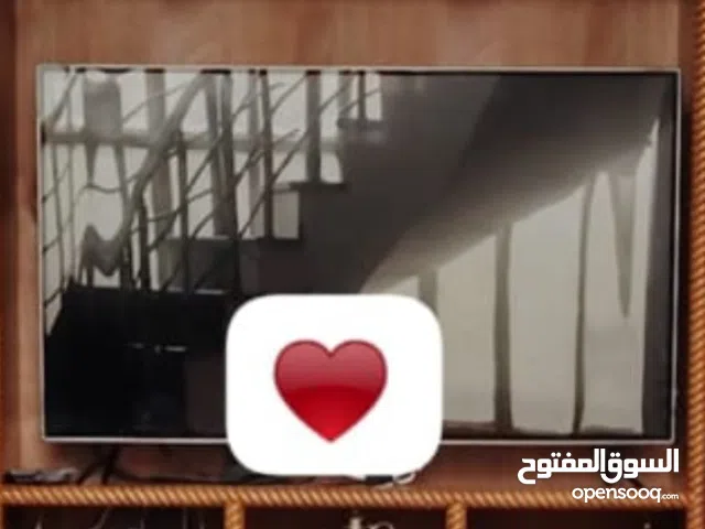 شاشة حجم 50 مستعمل نظيفة ال جي سمار تدعم الانترنيت نضيفة جدا