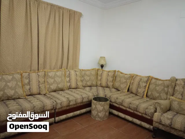 كنب طقم كامل ب500 (قابل للتفاوض)