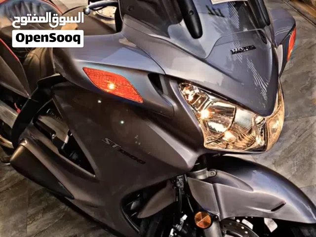 2012 هوندا CTX1300