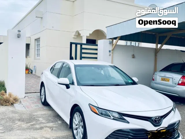 2018 تويوتا كامري LE
