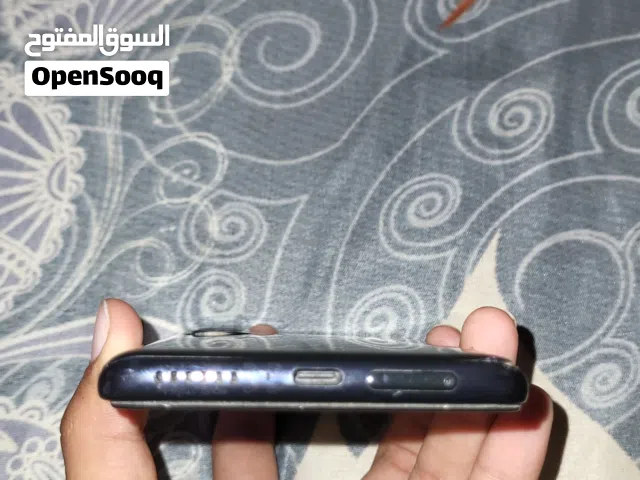 Motorola Edge 30 Pro 128 GB in Aden