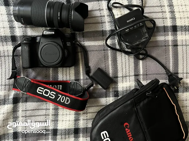 Canon70d للبيع في حال الوكالة مع عدستها