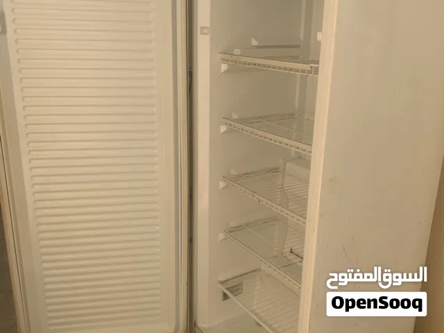 فريزر سعة 225 لتر 6 ادراج