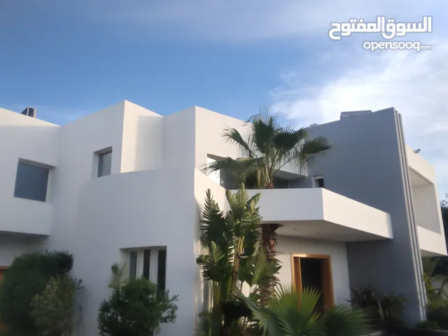 650 m2 4 Bedrooms Villa for Sale in Rabat Bir Kacem