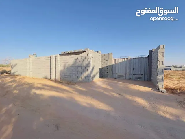 عقار أرض سكنية مسيجة للبيع - مصراتة - طمينة - طريق المعصرة بالقرب من مسجد الريان - 500 م2 - واجهة