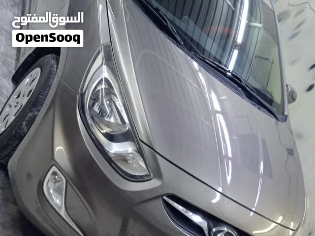 2014 هيونداي اكسنت SE