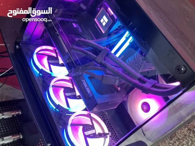 للبيع كمبيوتر احترافي متكامل – RTX 5080 i7-14700K 64GB DDR5 – تبريد مائي وأداء خرافي