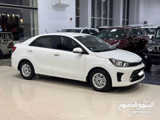 Kia Pegas 2026 (White)