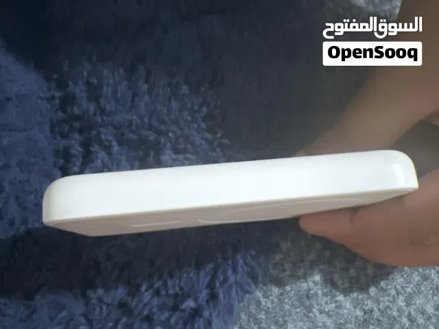 Mag safe اصلية محطة شحن هاتف مستعملة عالية الجودة بتصميم مريح وسهولة في الاستخدام