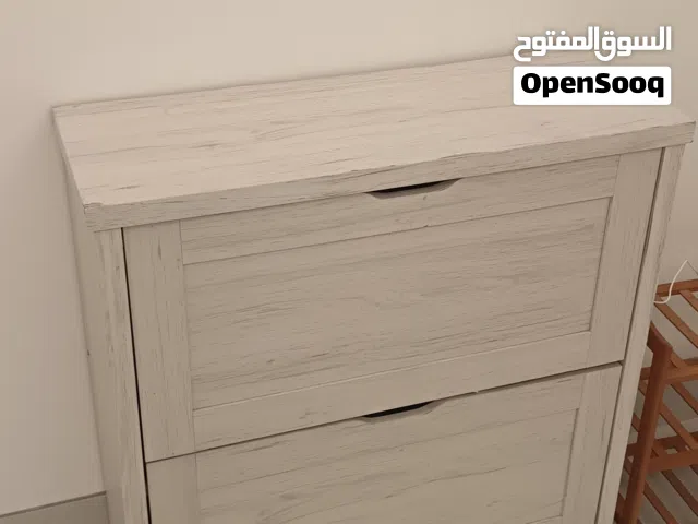 للبيع كبت احذيه وخزانه احذيه