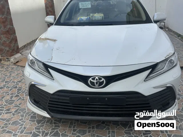 2024 تويوتا كامري GL