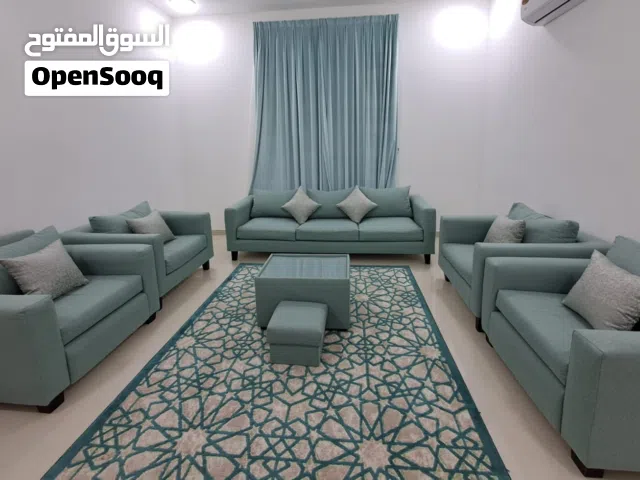 جلسة نظيفة 7 أشخاص 170 دينار وقابل للتفاوض ،، للمشتري حق المعاينة