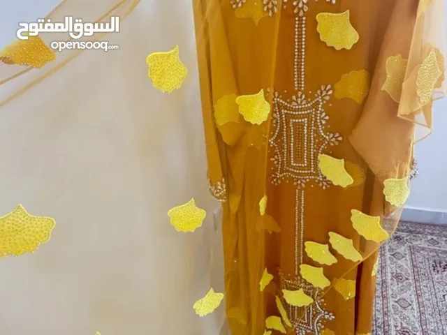 لبسه فقط ساعتين شبه جديده