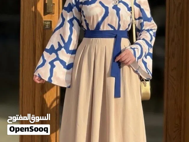 فستان نسائي