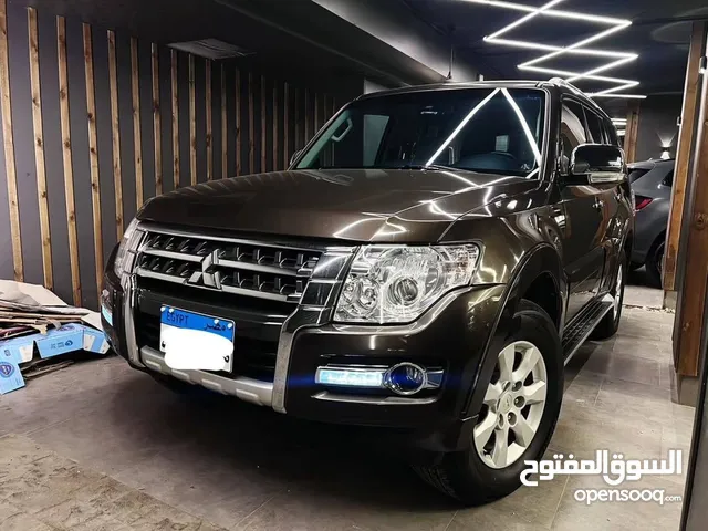 Mitsubishi Pajero 2021