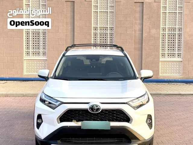 2022 تويوتا راف فور XLE