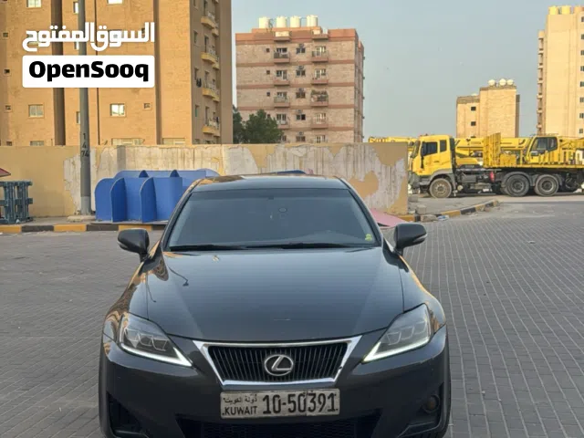 2011 لكزس IS IS 250