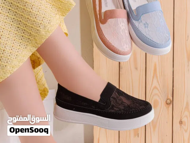 ڤانس فليه طبي 100٪ مميز   Size 38,  42 قالب مظبوط  Art 5352 متاح مقاس 39.5