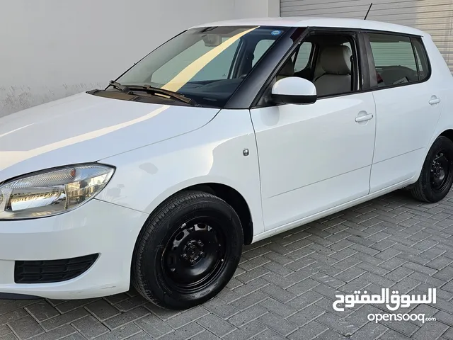 سكودا فابيا 2015