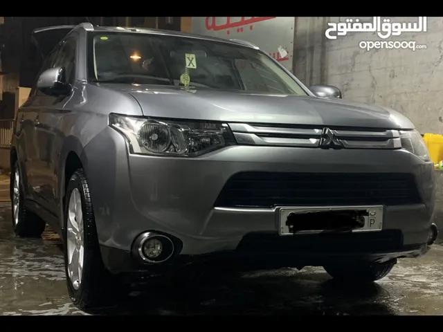 Mitsubishi Outlander 2015 in Nablus