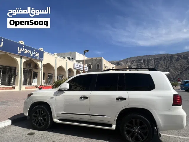 استيشن لكزز موديل 2010 فل مواصفات.