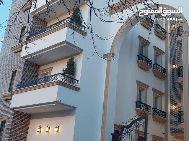 200 m2 4 Bedrooms Apartments for Sale in Tripoli Bin Ashour