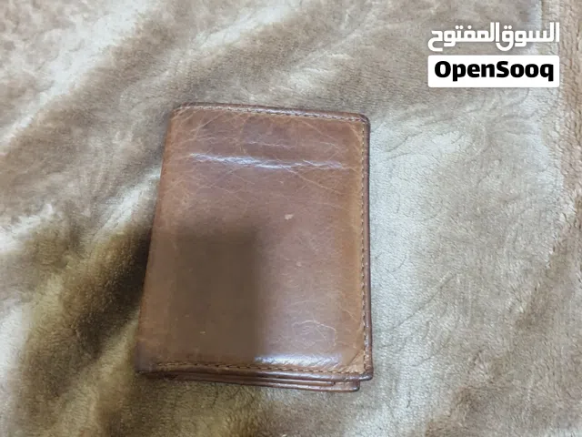 جزدان مستعمل جلد أصلي رجالي لون بني