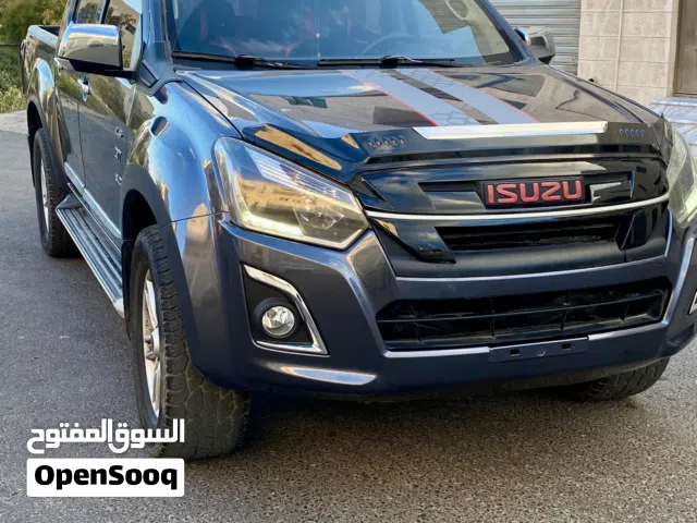 2017 Isuzu D-Max LS
