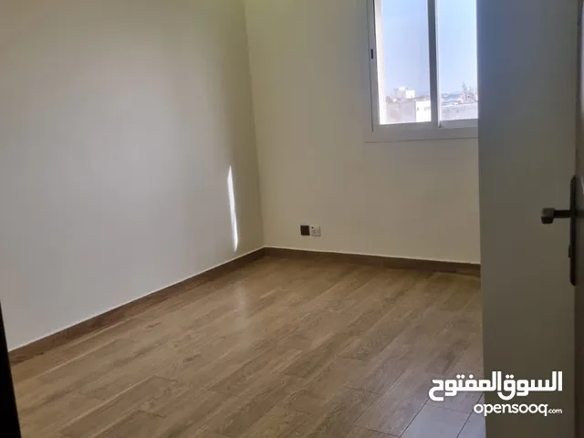 160 m2 5 Bedrooms Apartments for Rent in Jeddah Al Bawadi