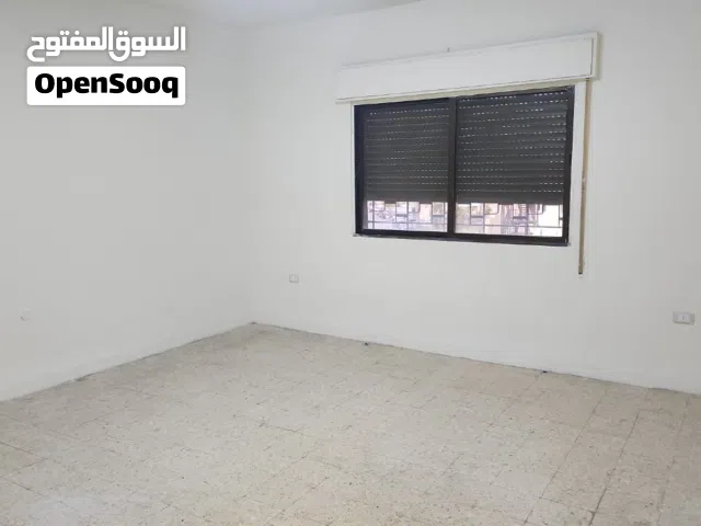 Unfurnished Monthly in Amman University Street