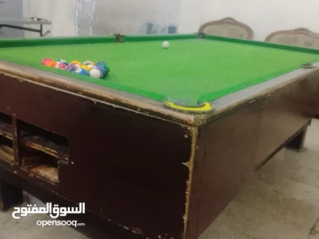 طاولة بلياردو  بحاله ممتازه