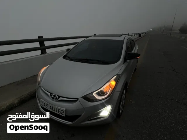 2015 هيونداي النترا Standard